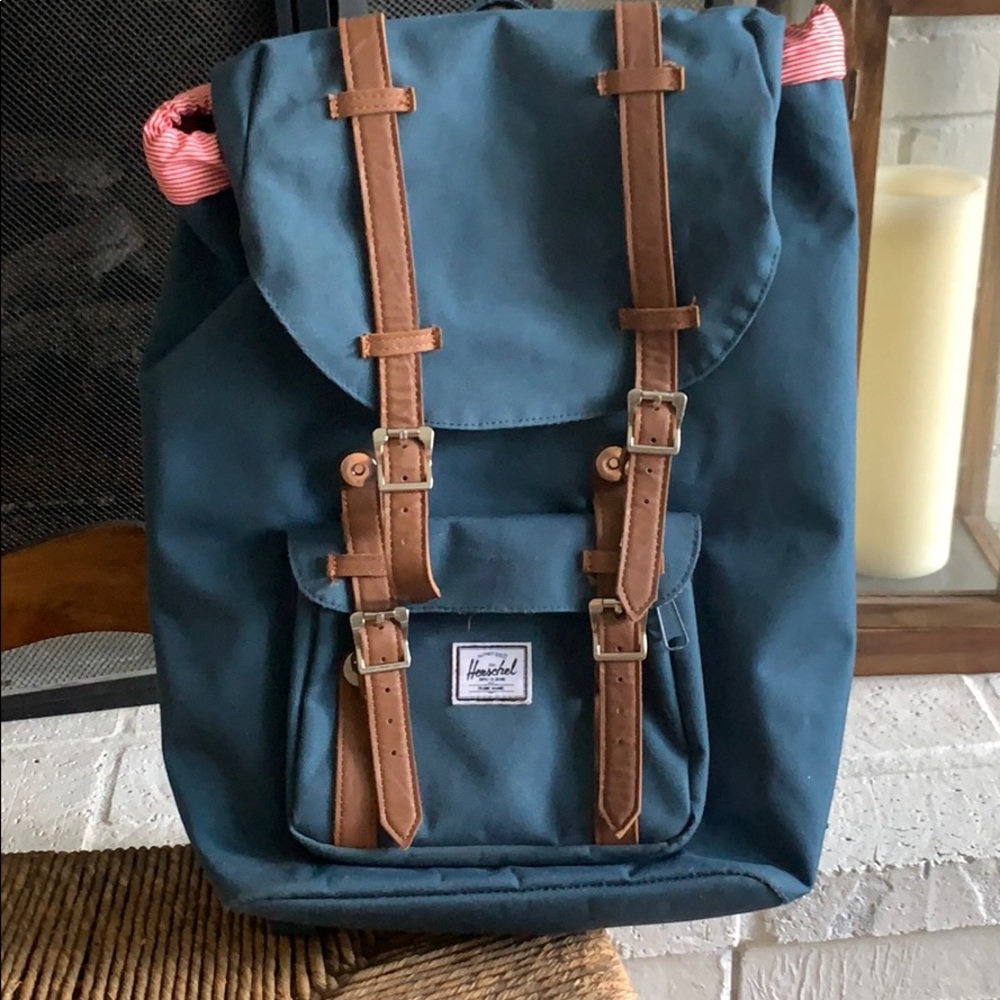 Herschel supply company backpack